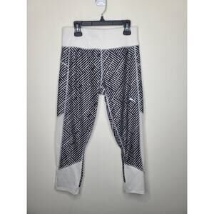 Puma black white workout capri - medium